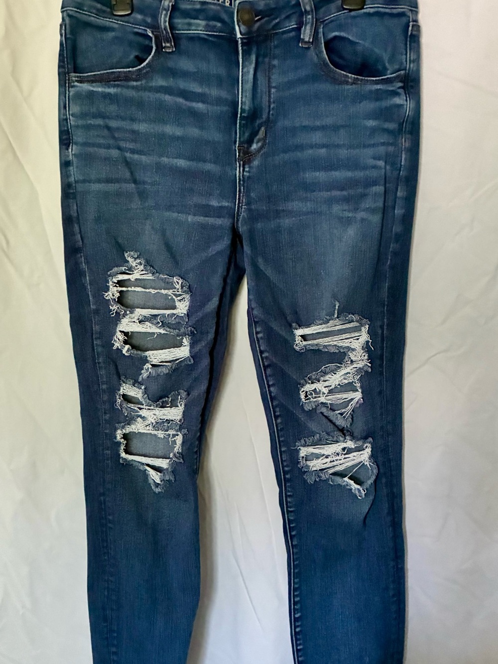 American Eagle Outfitters Blue Distressed Skinny Jeans